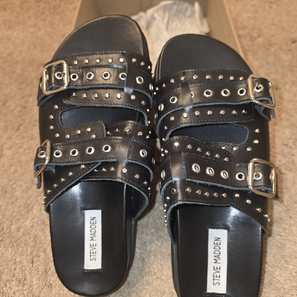 Steve Madden Black Double Buckle Sandals
